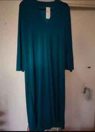 Leuke simpele jurk, merk: Curved Angels, staat: Nieuw met prijskaartje, maat: XXL / 44 / 16, € 3,75, € 4,64 inclusief Kopersbescherming