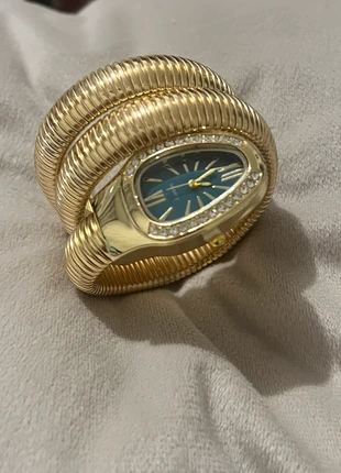 Montre serpent dorée cadran bleu nuit, marque: Vintage Dressing, état: Neuf sans étiquette, taille: Jusqu'à 30 mm, 45,00 €, 47,95 € Protection acheteurs incluse