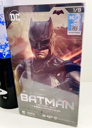 Batman Justice League Batman Tactical Suit, merk: DC Comics, staat: Heel goed, maat: Prematuur, tot 44 cm, € 39,50, € 42,18 inclusief Kopersbescherming Pro