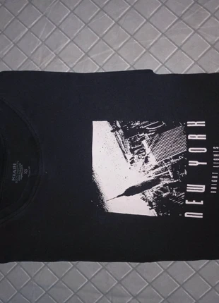 T-shirt, brand: Kiabi, condition: Good, size: XS, €1.00, €1.75 includes Buyer Protection