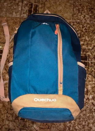 mochila quechua, marque: Quechua, état: Très bon état, 6,00 €, 7,00 € Protection acheteurs incluse