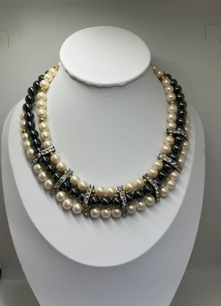 Collier trois rangs perles et strass, condition: Very good, €12.00, €13.30 includes Buyer Protection