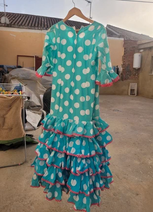 Traje flamenca, marque: Flamenca, état: Bon état, taille: L / 40 / 12, 30,00 €, 32,20 € Protection acheteurs incluse