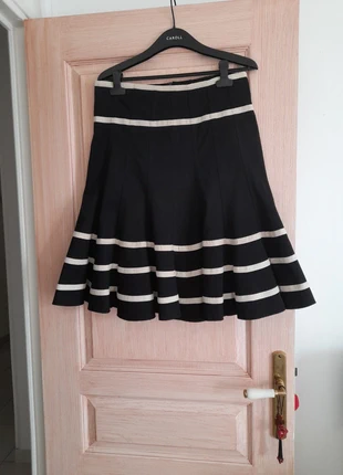 Jupe évasée dans le bas, brand: Caroll, condition: Very good, size: XL / 42 / 14, €12.00, €13.30 includes Buyer Protection