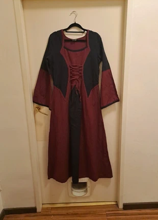 Medivalrobe, marke: Bäres, zustand: Sehr gut, größe: Sonstige, 25,00 €, 26,95 € inklusive Vinted-Käuferschutz