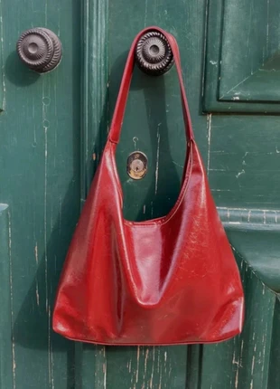 Sac cabas hobo bordeaux rouge tendance femme en similicuir tendance & pratique, marque: Tendance, état: Très bon état, 25,00 €, 26,95 € Protection acheteurs incluse