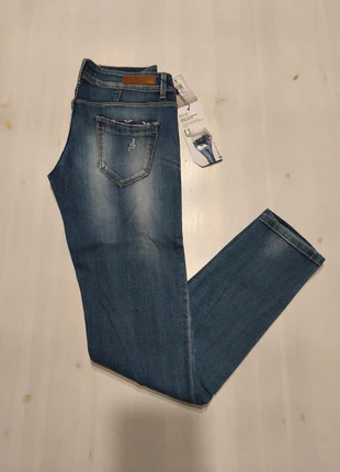 Jeans Tiffosi 29x30 neuf, marca: Tiffosi, estado: Muy bueno, tamaño: M / 38 / 10, 19,90 €, 21,60 € Protección al comprador Pro incluida