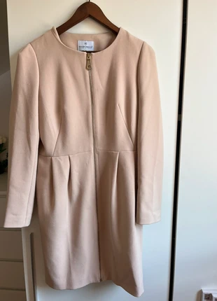 Vestito Lungo Formale Color Panna con Cerniera Frontale, brand: Rinascimento, condizioni: Nuovo senza cartellino, taglia: M / IT 42 / EU 38, €8.99, €10.14 include la Protezione acquisti