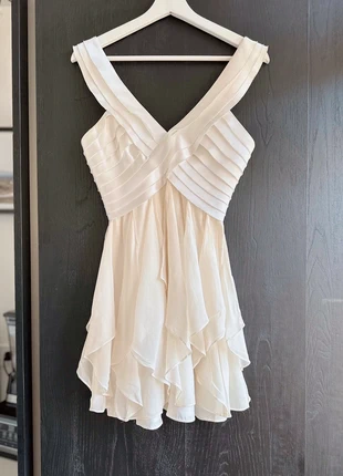 Vintage mini bridal satin dress, merk: Vintage, staat: Heel goed, maat: S / 36 / 8, € 150,00, € 158,20 inclusief Kopersbescherming