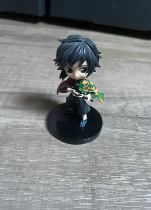 Figurine - Giyuu Tomioka, marque: Qposket, état: Neuf sans étiquette, 4,00 €, 4,90 € Protection acheteurs incluse