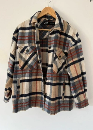 Veste à carreaux Zara XS, marca: Zara, estado: Bueno, tamaño: XS / 34 / 6, 14,00 €, 15,40 € Protección al comprador incluida