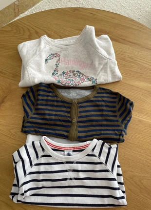 3 sweat shirts - 5 anos, marca: Petit Bateau, estado: Muito bom, tamanho: 5 anos / 110 cm, €10.00, €11.20 inclui Proteção do Comprador