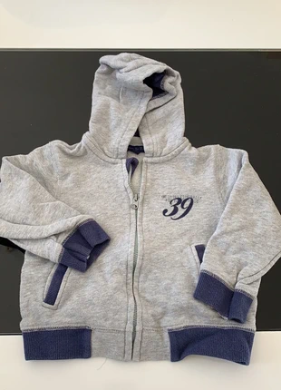 Gilet à capuche, marque: Grain de Blé, état: Bon état, taille: 12-18 mois / 80 cm, 1,50 €, 2,28 € Protection acheteurs incluse
