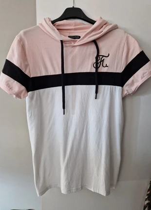 T-shirt finalclub, marca: Final Club, estado: Muito bom, tamanho: S, €4.00, €4.90 inclui Proteção do Comprador