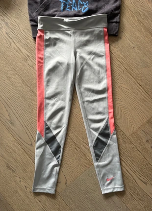 Legging sport Nike taille M + sweat eleven paris 12 ans, marke: Nike, zustand: Sehr gut, größe: 10 Jahre / 140, 5,00 €, 5,95 € inklusive Vinted-Käuferschutz