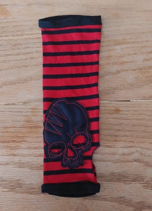 Mitaine longue rayée rouge et noir, marque: Unique, état: Neuf sans étiquette, taille: Taille unique, 5,00 €, 5,95 € Protection acheteurs incluse