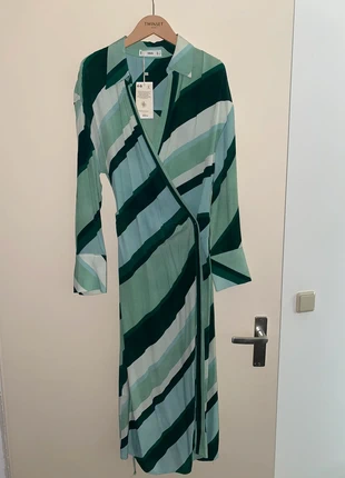 Maxi jurk, merk: Mango, staat: Nieuw met prijskaartje, maat: S / 36 / 8, € 20,00, € 21,70 inclusief Kopersbescherming