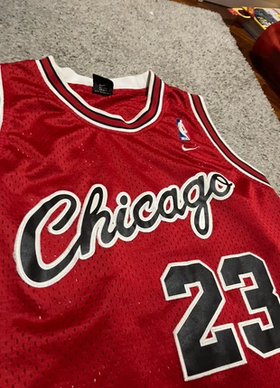 canotta Jordan Chicago bulls taglia M, merk: Jordan, staat: Heel goed, maat: M, € 22,50, € 24,33 inclusief Kopersbescherming