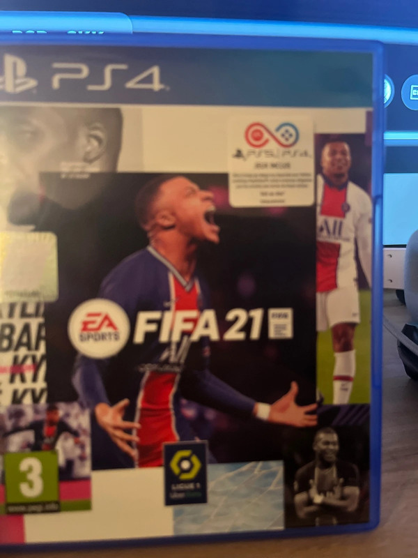 Jeux ps4 FIFA 21 1