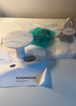 DesignerBox #70 Supermoon édition by Faye Tsakalidès, brand: Designerbox, condition: New with tags, €25.00, €26.95 includes Buyer Protection