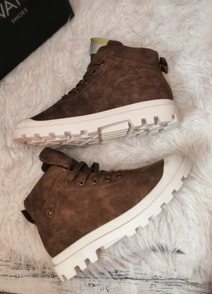 Botines 40 Chattawak 🤎, marca: CHATTAWAK, estado: Novo sem etiquetas, tamanho: 40, €24.99, €26.94 inclui Proteção do Comprador