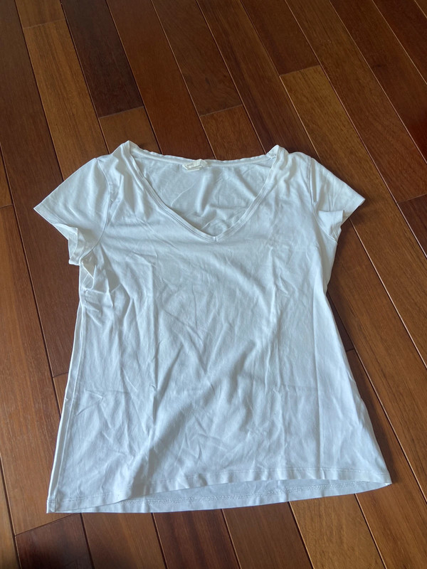 T-shirt col V - H&M 1