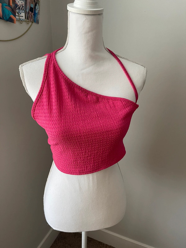 Two toned once shoulder crop top 1