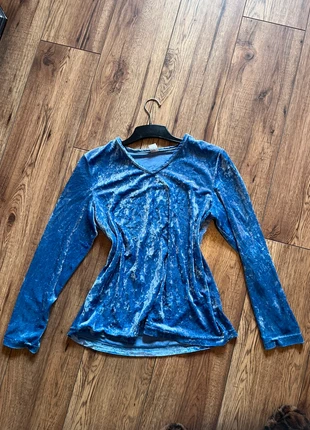 Light blue velvet long sleeved t-shirt, brand: Vintage, condition: Very good, size: XL / 42 / 14, €7.50, €8.58 includes Buyer Protection