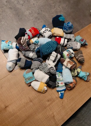 Lot chaussettes bébé garcon 6-12 mois en tres bon etat general!, marke: Chaussettes, zustand: Gut, größe: 16–18, 1,00 €, 1,75 € inklusive Vinted-Käuferschutz