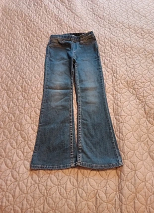 Jeans a zampa, marque: H&M, état: Bon état, taille: 6 ans / 116 cm, 1,00 €, 1,75 € Protection acheteurs incluse