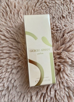 Parfum format voyage Armani si, marca: Armani, estado: Nuevo con etiquetas, 23,00 €, 24,85 € Protección al comprador incluida