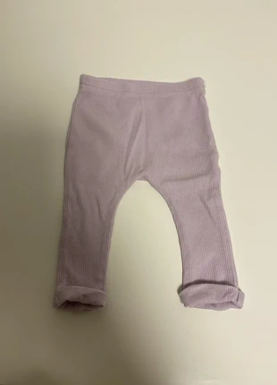 Rib broekje, marque: Zeeman, état: Satisfaisant, taille: Jusqu'à 1 mois / 50 cm, 1,00 €, 1,75 € Protection acheteurs incluse