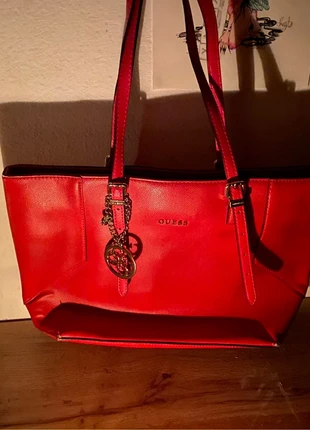 Borsa di cuoio vintage 2000s GUESS, marke: GUESS, zustand: Sehr gut, 10,00 €, 11,20 € inklusive Vinted-Käuferschutz