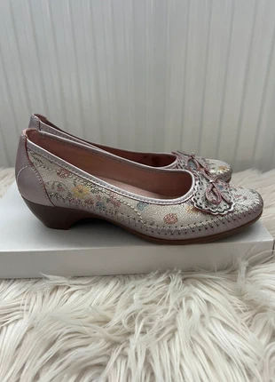 Floral Ballerina Pumps with Bows from Naturläufer, merk: COQUETTE, staat: Nieuw met prijskaartje, maat: 38, € 75,00, € 79,45 inclusief Kopersbescherming