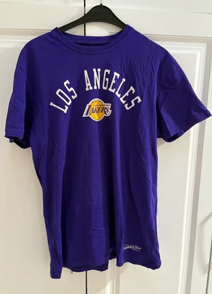 Un t shirt, marke: Nostalgia, zustand: Neu, größe: S, 10,00 €, 11,20 € inklusive Vinted-Käuferschutz