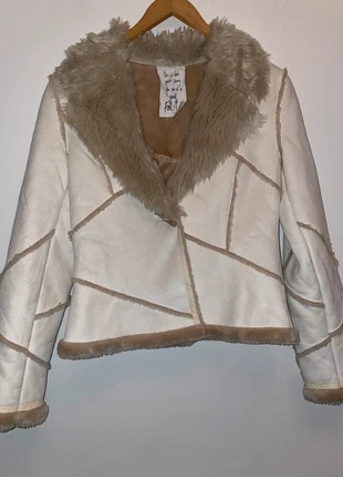 River Island Y2K cream,Beige Afghan jacket size 10, brand: River Island, condition: Very good, size: M / 10, £10.00, £11.20 includes Buyer Protection