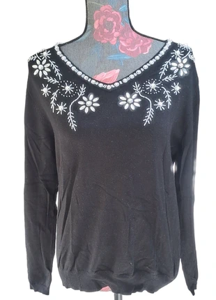 Pull noir femme 42-44 , marke: Vintage, zustand: Sehr gut, größe: XL / 42 / 14, 5,00 €, 5,95 € beinhaltet Vinted-Käuferschutz Pro