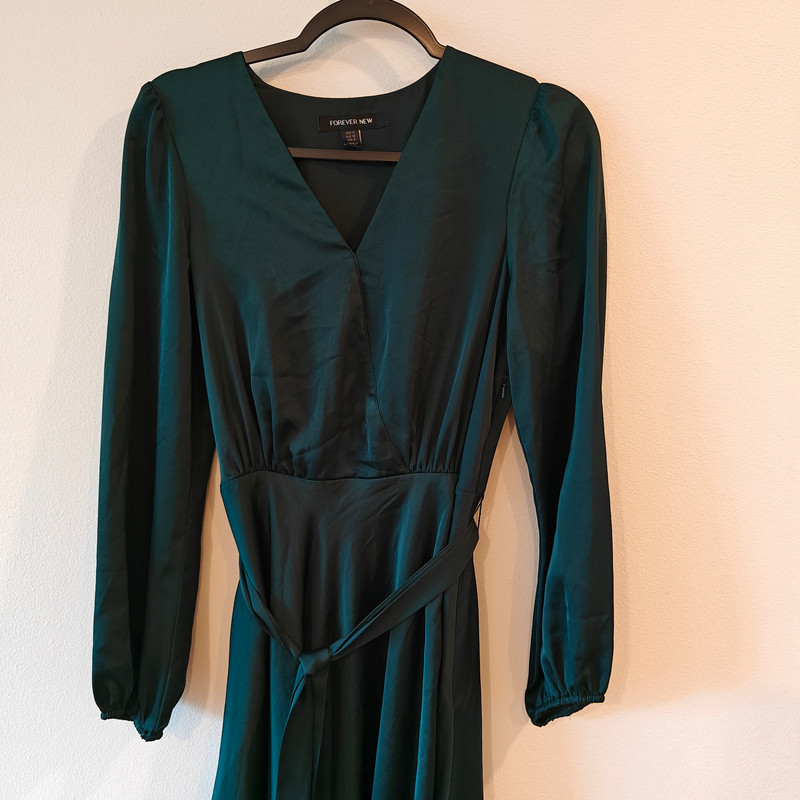 Forever New modest emerald green dress 2