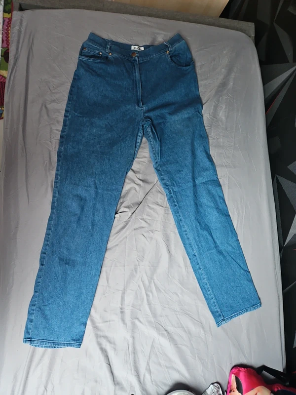 Pantalon type jeans fin