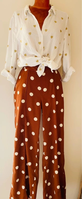 Élégant pantalon taille haute évasé, marron à pois beiges