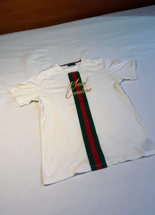 T-Shirt Bianca Minimal, brand: Minimal, condizioni: Ottime, taglia: 14 anni / 164 cm, €15.00, €16.45 include la Protezione acquisti