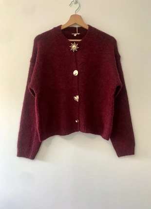 Gilet Bordeaux boutons bijoux soleil, merk: Boutique Parisienne, staat: Nieuw met prijskaartje, maat: M / 38 / 10, € 36,00, € 38,50 inclusief Kopersbescherming Pro