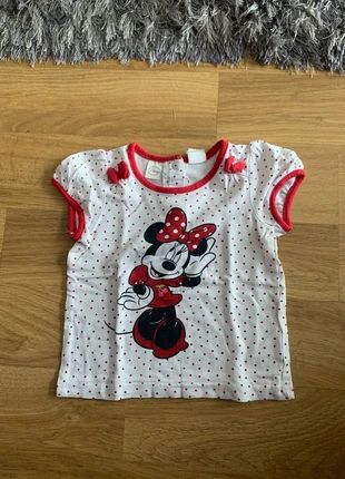 camiseta de minnie mouse, merk: Disney, staat: Heel goed, maat: 9-12 maanden / 74 cm, € 1,00, € 1,75 inclusief Kopersbescherming