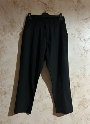 Pantalone nero, condizioni: Ottime, taglia: M / IT 42 / EU 38, €10.00, €11.20 include la Protezione acquisti