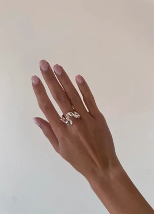 Anello regolabile bague ajustable, marque: Vintage Dressing, état: Très bon état, taille: Ajustable, 13,00 €, 14,35 € Protection acheteurs incluse