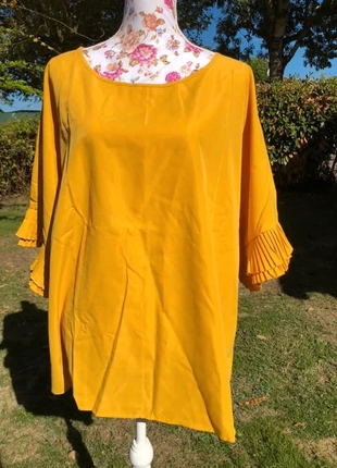 🌼 Blouse tunique mi-saison longue et ample, à col rond avec volants et à manches 3/4, marque: Tendance, état: Neuf sans étiquette, taille: 4XL / 48 / 20, 18,00 €, 19,60 € Protection acheteurs incluse