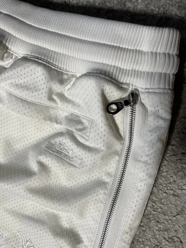 KITH Nike LeBron Cloak Short Triple White | Vinted