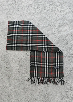 Écharpe Burberry à Carreaux gris 100% Laine d'Agneau -150x30 cm, brand: Burberry, condition: Very good, €25.00, €26.95 includes Buyer Protection