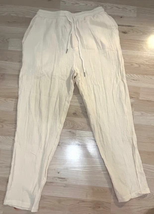 🌾 Pantalon beige chic – coupe confortable – taille haute, marque: Shein, état: Très bon état, taille: M / 38 / 10, 3,00 €, 3,85 € Protection acheteurs incluse