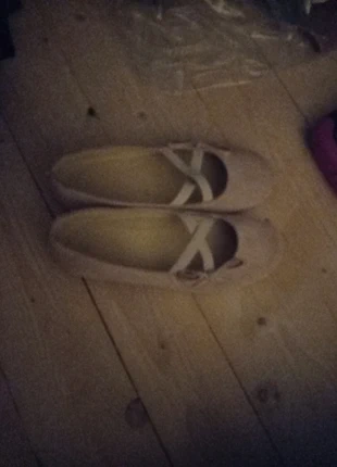 Ballerine bambina pelle scamosciata – come nuove!, marca: Lola Palacios, estado: Novo sem etiquetas, tamanho: 34, €15.00, €16.45 inclui Proteção do Comprador